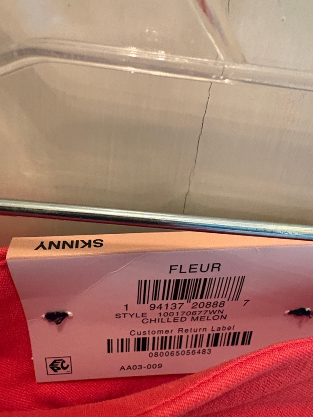 NWT Inc Bright Coral Cropped Pants - Picture 2 of 4